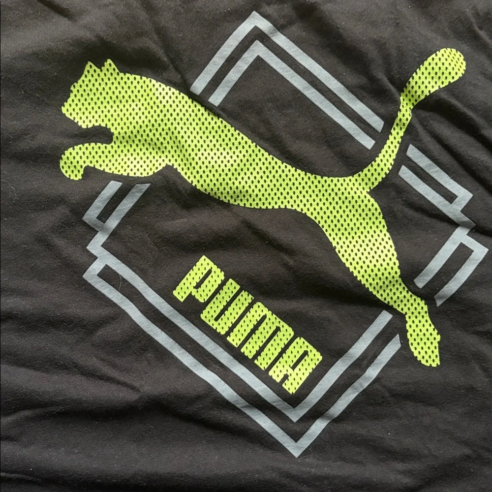 Puma Tshirt - Picture 2 of 5